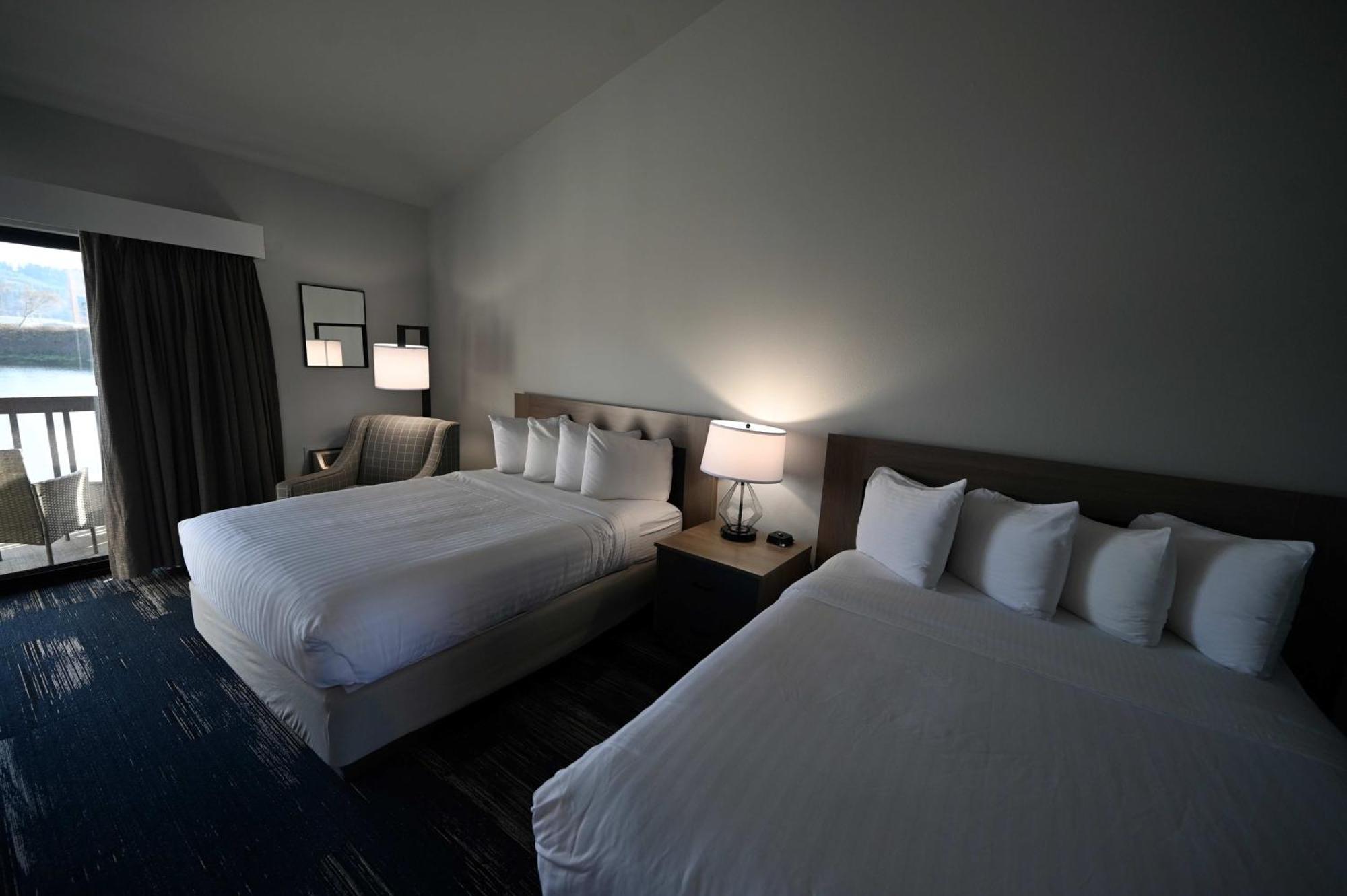 Edgewater Inn And Suites, Ascend Hotel Collection Coos Bay Kültér fotó