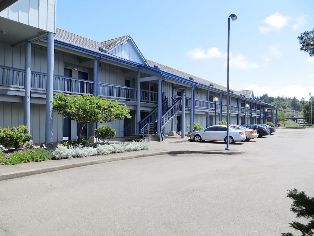 Edgewater Inn And Suites, Ascend Hotel Collection Coos Bay Kültér fotó